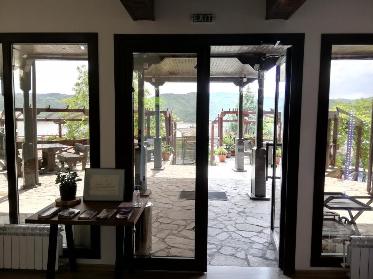 Trifon Zarezan Family Hotel Glavatartsi Dış mekan fotoğraf