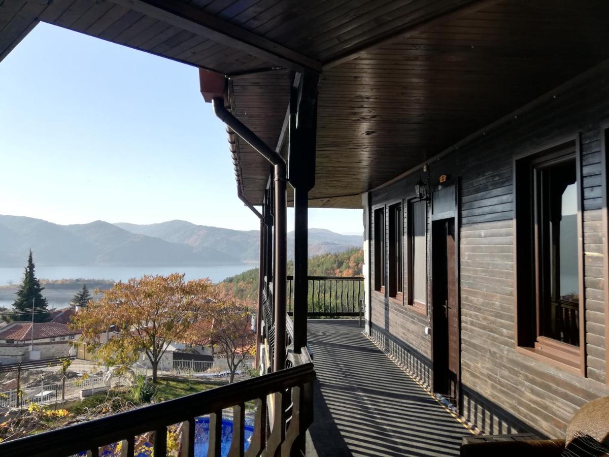 Trifon Zarezan Family Hotel Glavatartsi Dış mekan fotoğraf