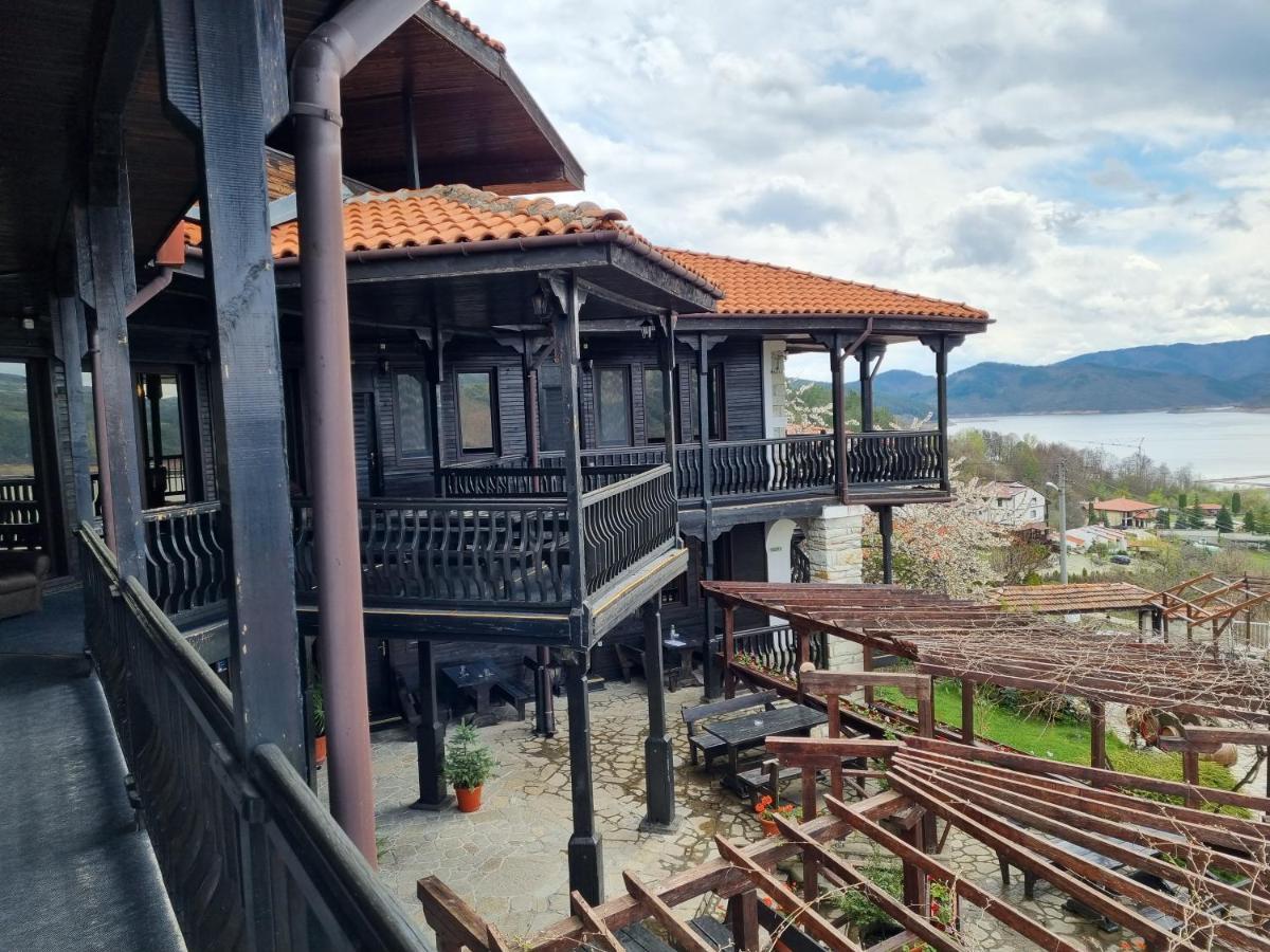 Trifon Zarezan Family Hotel Glavatartsi Dış mekan fotoğraf