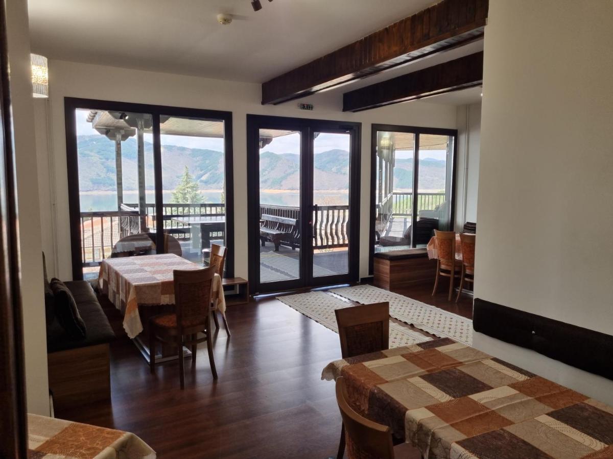 Trifon Zarezan Family Hotel Glavatartsi Dış mekan fotoğraf