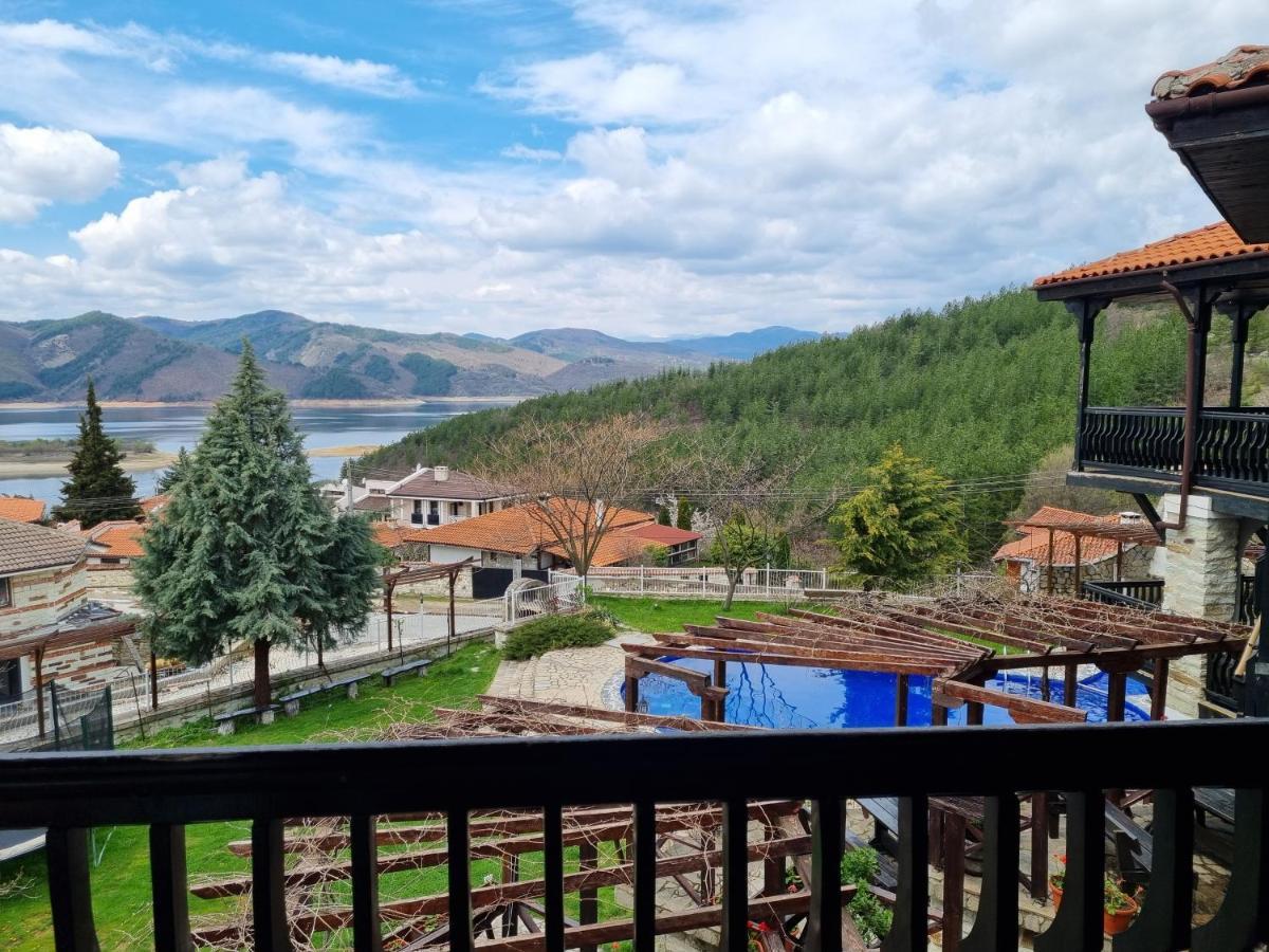 Trifon Zarezan Family Hotel Glavatartsi Dış mekan fotoğraf