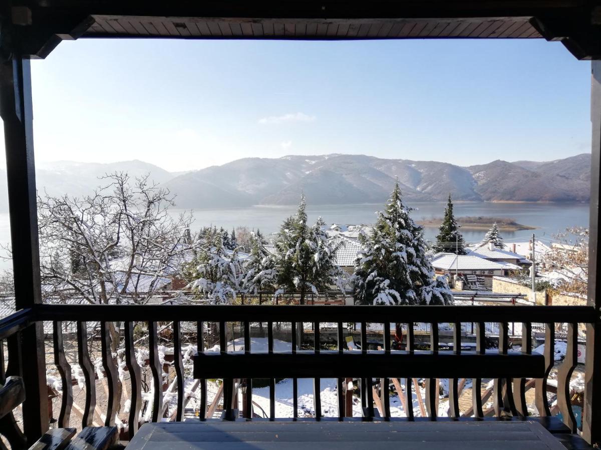Trifon Zarezan Family Hotel Glavatartsi Dış mekan fotoğraf