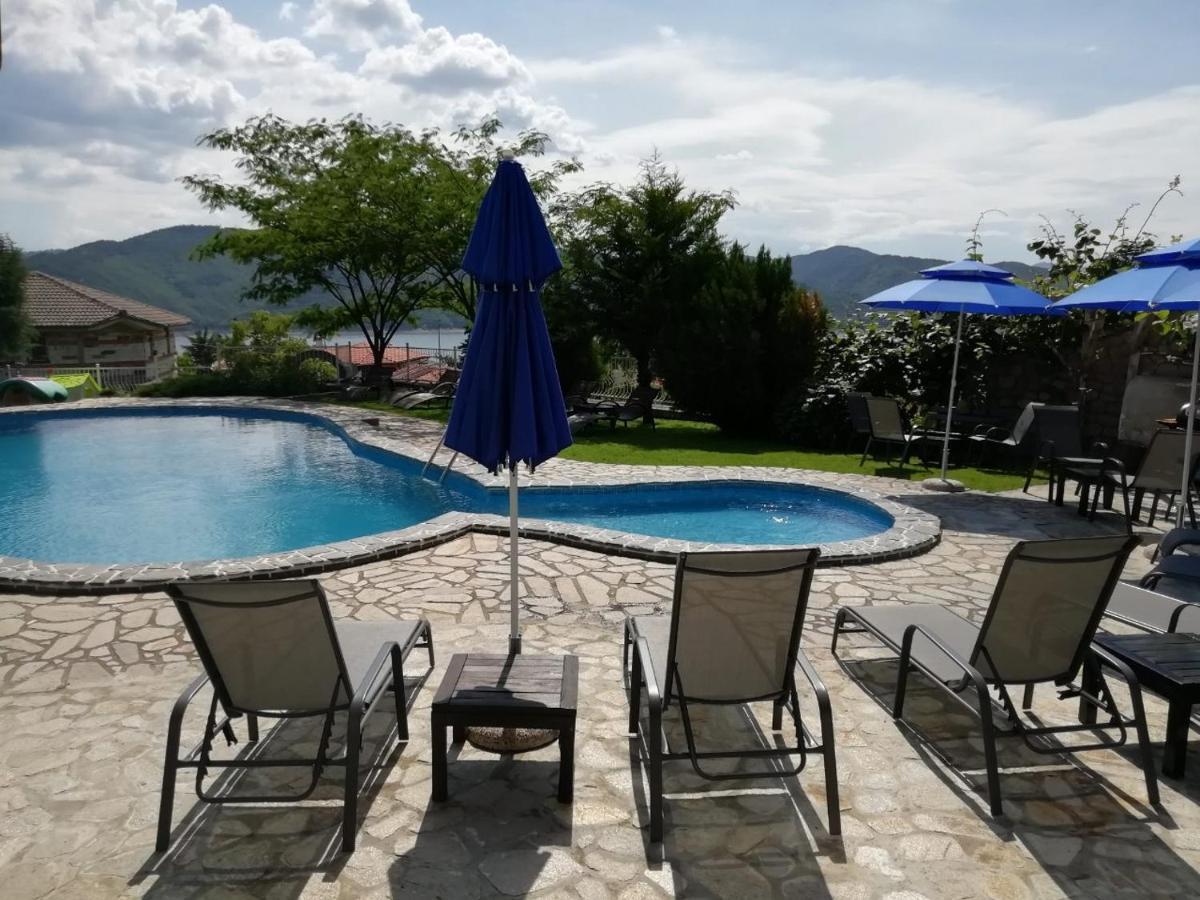 Trifon Zarezan Family Hotel Glavatartsi Dış mekan fotoğraf